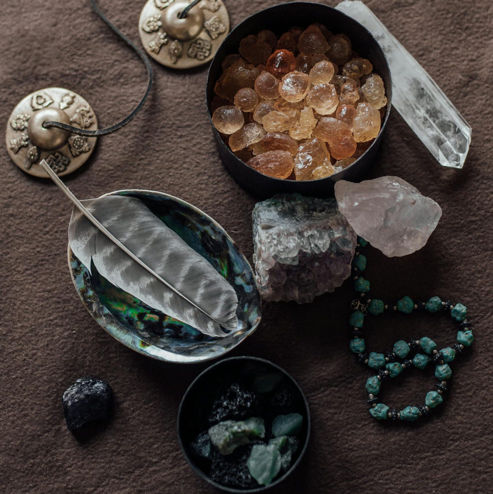 Free stock photo of close-up, feather, healing crystals